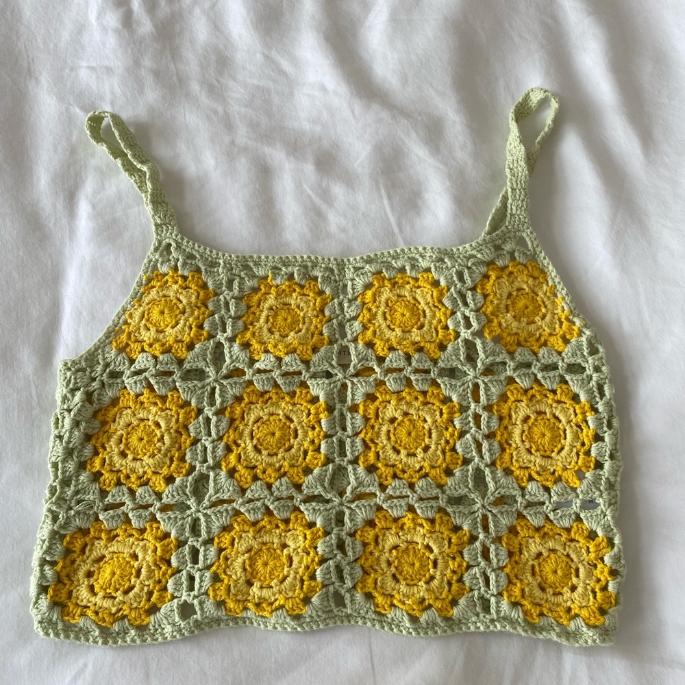 LA hearts crochet top
